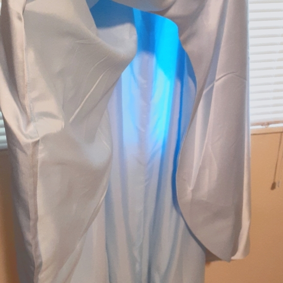 Formal dress - Picture 8 of 11